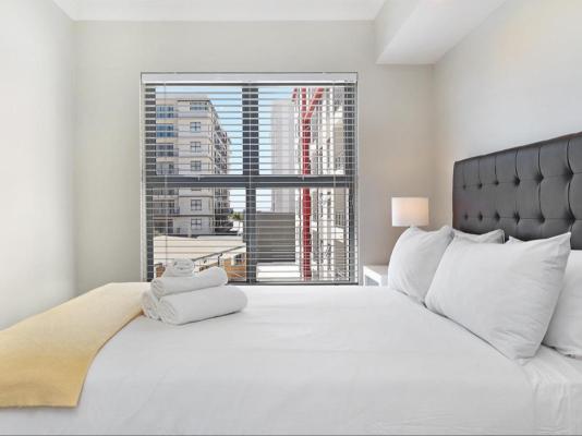 The Paragon 317 - 181374