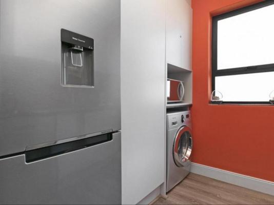 Waters Edge 220 - 181568