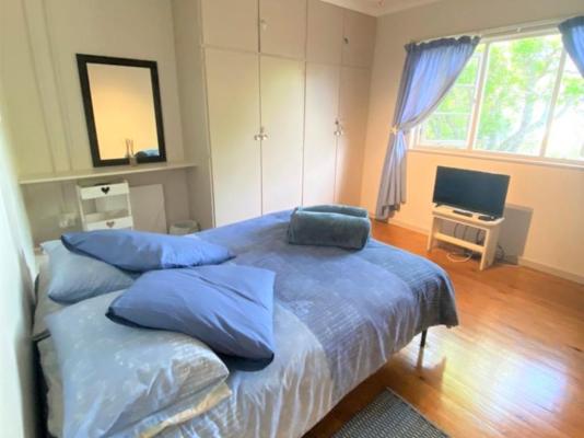 Bookings By Oupa Daan - 181842
