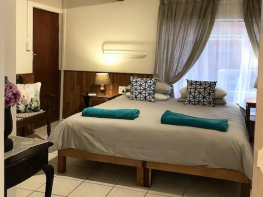 Bookings By Oupa Daan - 181861