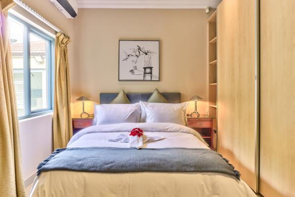 Room image 3