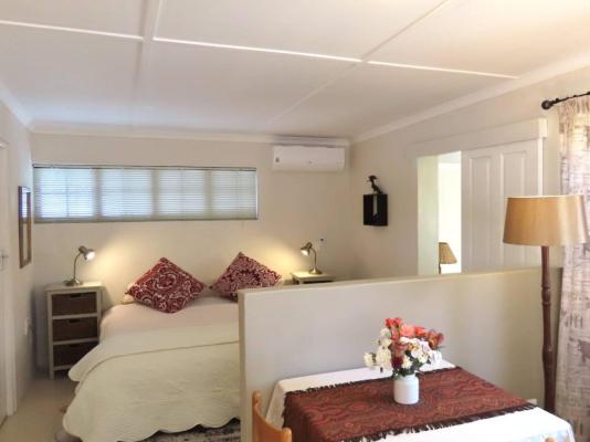 Room image 4