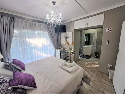 Rudys Guesthouse - 186379