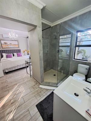 Rudys Guesthouse - 186381