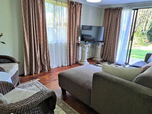Rudys Guesthouse - 186396