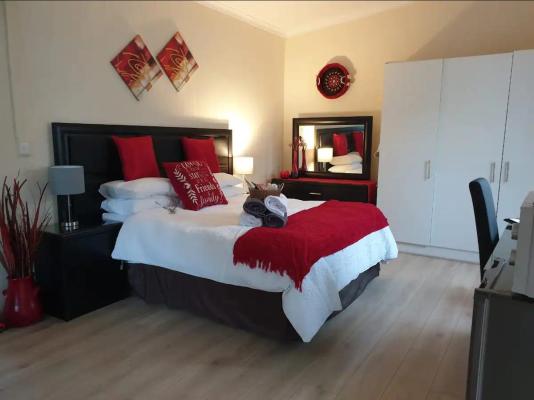 Room image 2