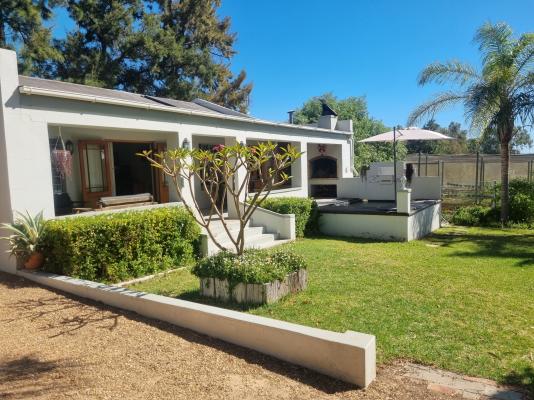 Alimandi Nursery Cottage - 187076