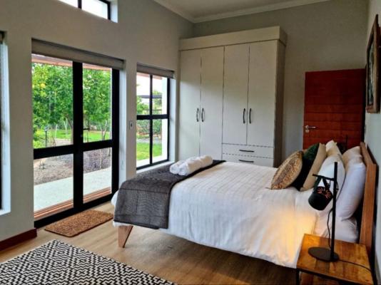 Room image 2