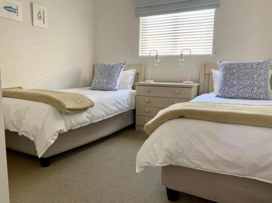 Room image 2