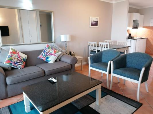 Cape Town Beachfront Apartments - Leisure Bay - 190217