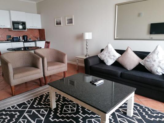 Cape Town Beachfront Apartments - Leisure Bay - 190218