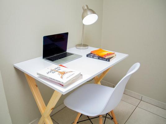 Room image 4