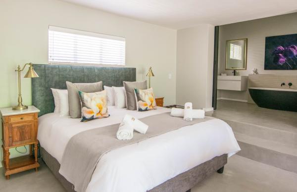 Room image 2