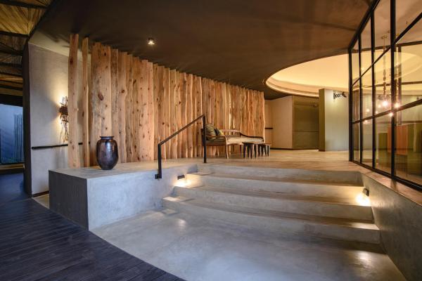 Madwaleni River Lodge - 191018