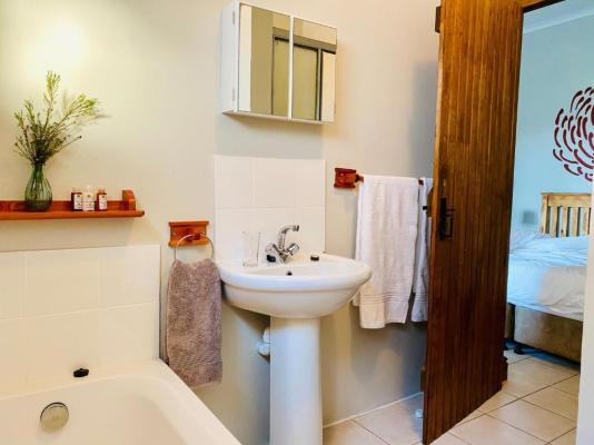 Room image 6