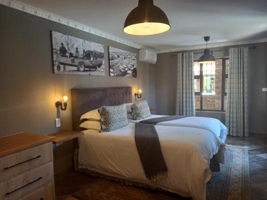Room image 2