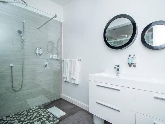 Room image 2