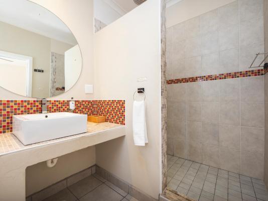 Room image 1