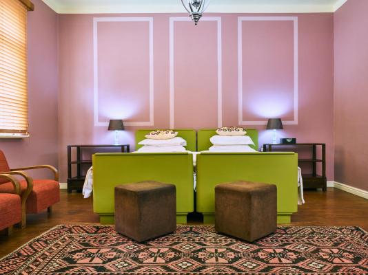 Room image 6