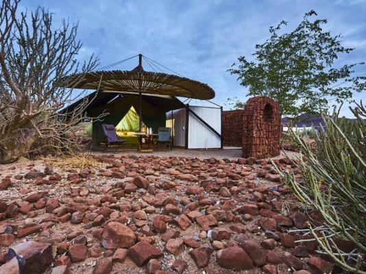 Etendeka Mountain Camp - 195210