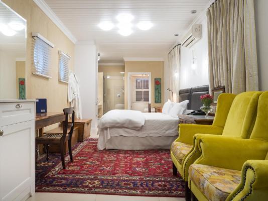 Room image 3