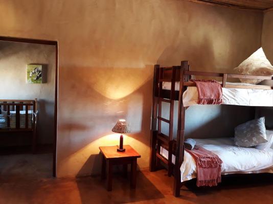 Room image 2
