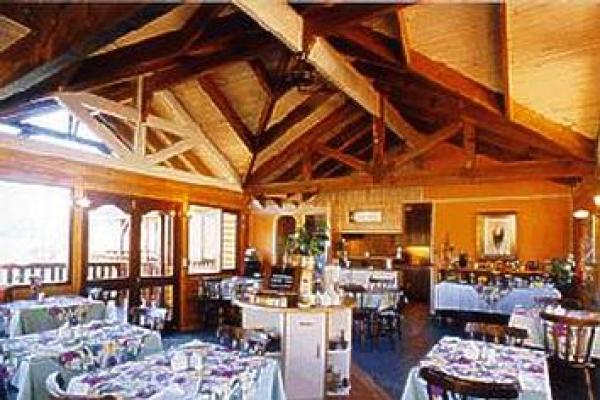 Fish Eagle Lodge