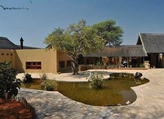 Zebra Kalahari Lodge - 195900