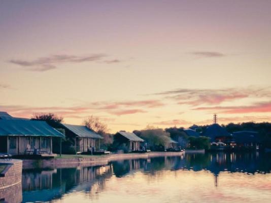 Buffelsdrift Game Lodge - 197370