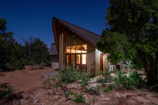 Pilanesberg Private Lodge - 197409