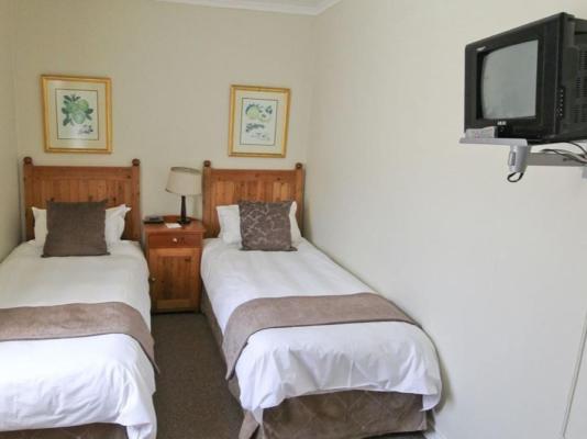 Room image 1