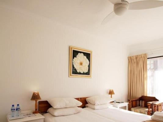 Room image 1