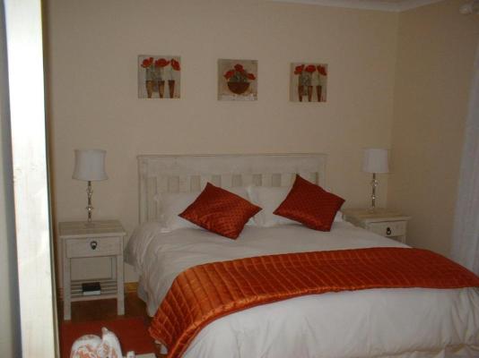 Room image 1