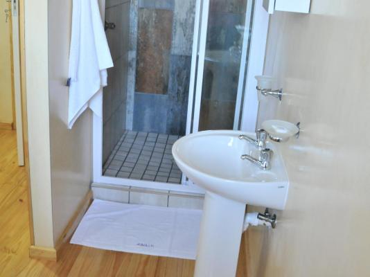 Room image 2