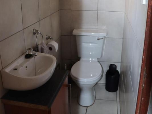 Room image 1