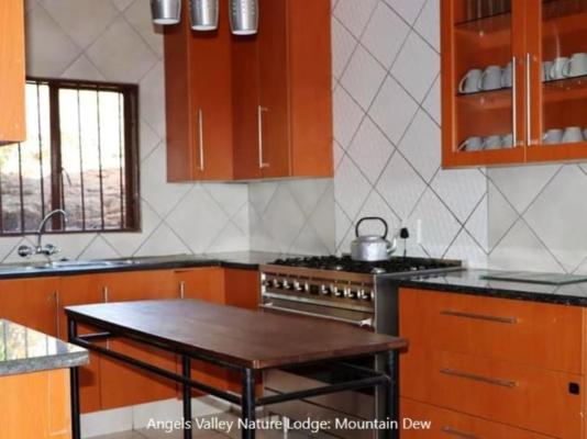 Room image 5