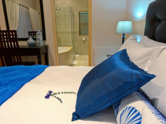 Room image 2