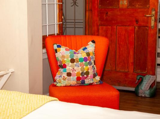 Room image 3