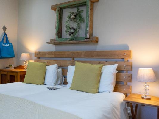 Room image 7