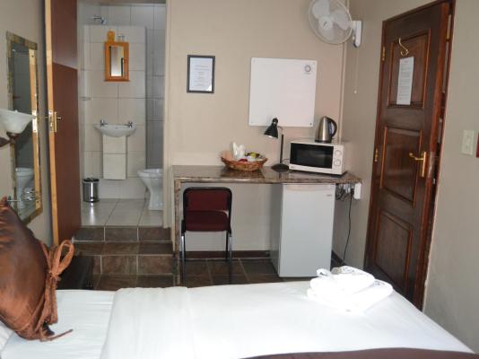 Room image 1
