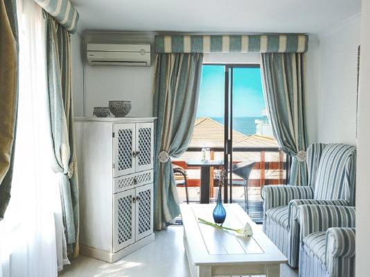 Misty Waves Boutique Hotel - 201936