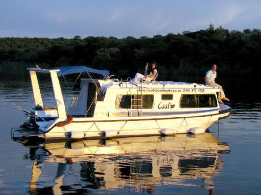 Old Willow Houseboats - 202037