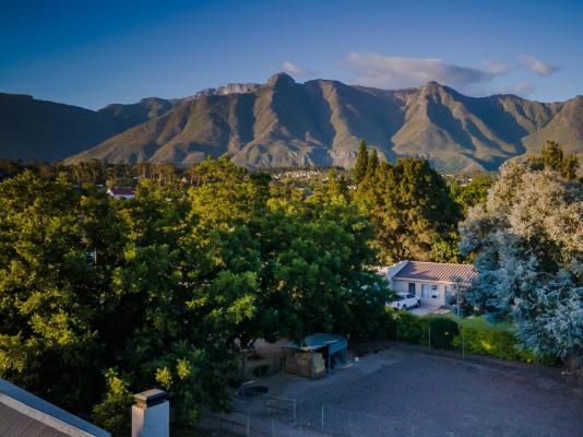 Swellendam Self Catering Cottages - 202602