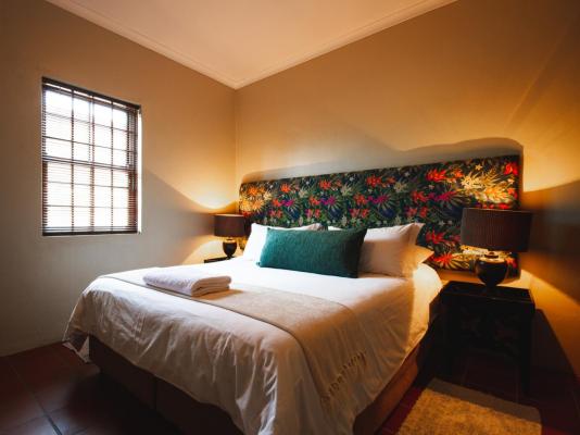 Room image 10