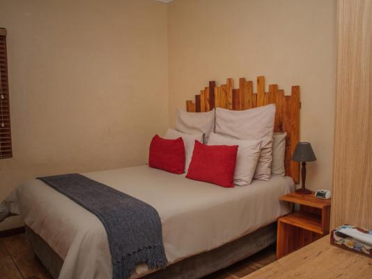 Swellendam Self Catering Cottages - 202618