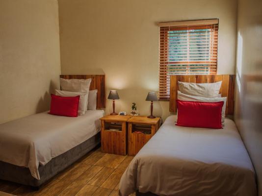 Swellendam Self Catering Cottages - 202619