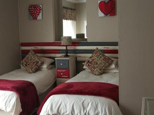 A Cherry Lane Self Catering and B&B - 204338