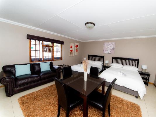 Kleinplasie Lodge - 204465