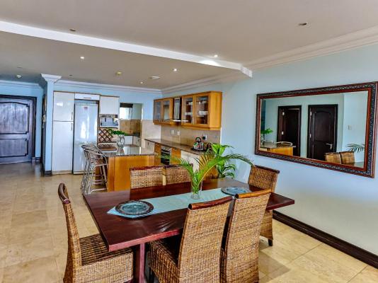 Sands Beach Breaks Manor On Main Beach Ballito - 205063