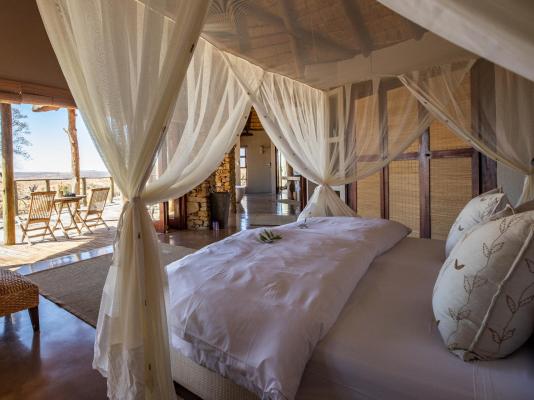 Nambiti Plains Game Lodge - 205313